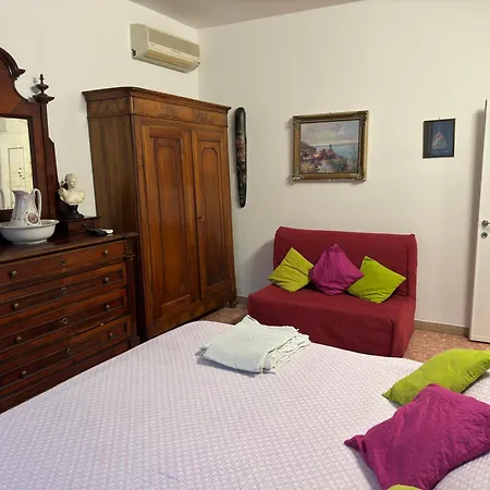 Artisanti - Dania 홈스테이 *