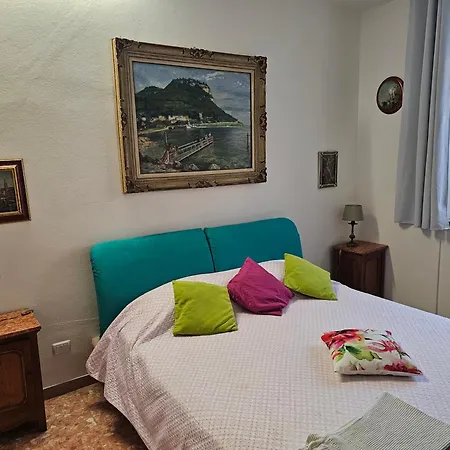 Проживання в сім'ї Artisanti - Dania Бардоліно