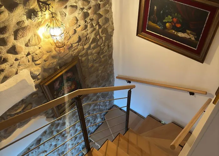 Δωμάτια σε οικογενειακή κατοικία Artisanti - Dania *